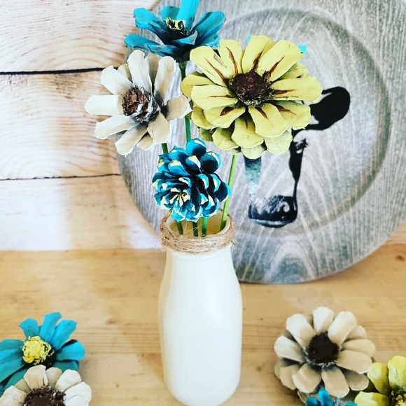 Meet your Posher, Stephanie - Picture 1 of 1